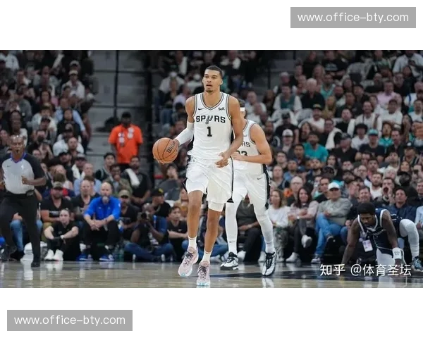 文班亚马全明星赛送3记封盖 马刺新核正改变西部竞争格局 文班亚马全明星赛送3记封盖 马刺新核正改变西部竞争格局