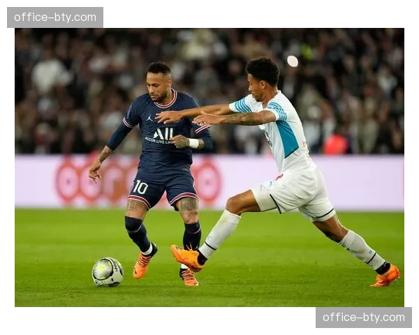 巴黎圣日耳曼控球率高达70%对阵梅斯 进攻效率拉满展现统治力